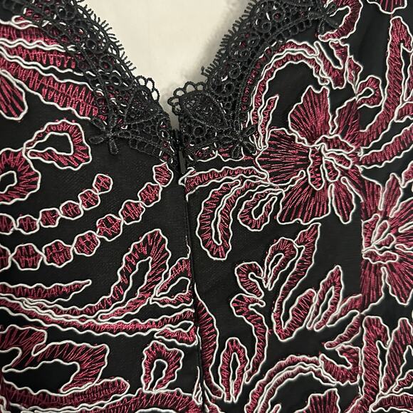 JS Collections Wine Embroidered V-Neck Floral Midi Dress Black Size 4 NWT - Picture 6 of 10